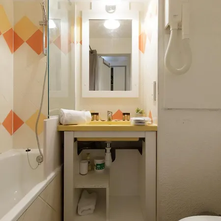 Zahara 123 Yourhosthelper Appartement *